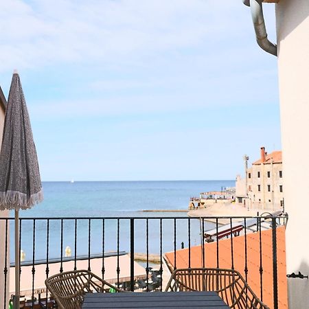 Apartments Dante Umag Bagian luar foto